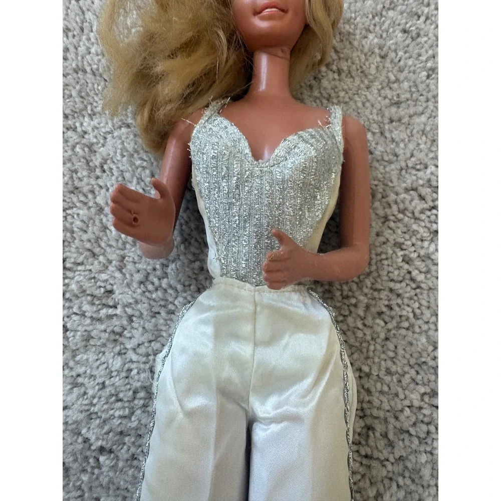 Vintage Barbie Glamorous Silver Jumpsuit Blonde 1976 Mattel 18